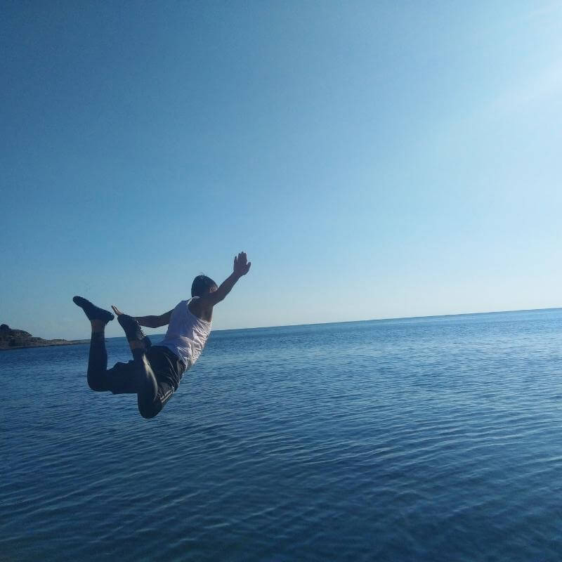 Cliff Jumping Near Chapora Fort